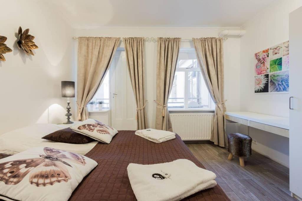 Superb Central Location, No Car Needed - Spacious Akureyri Eksteriør bilde